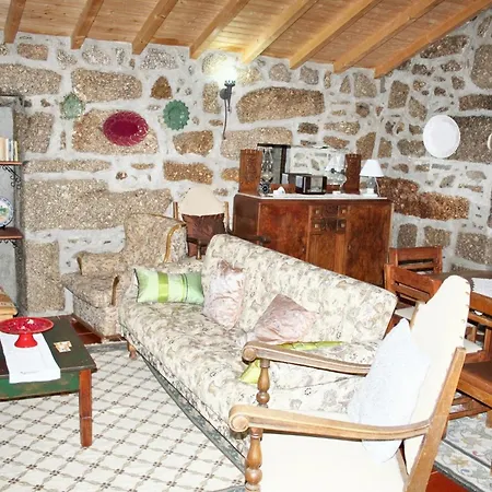 Spacious Family House In Nogueira With Garden Holiday home