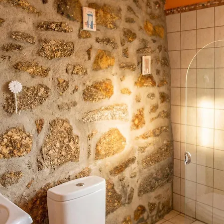 Holiday home Spacious Family House In Nogueira With Garden Moita (Viseu)
